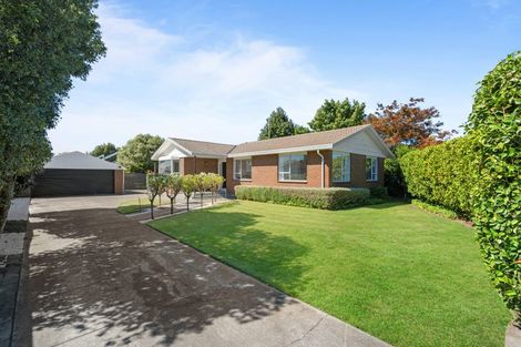 Photo of property in 12 Iona Place, Sockburn, Christchurch, 8042