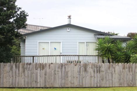 Photo of property in 126 Omaha Drive, Omaha, 0986