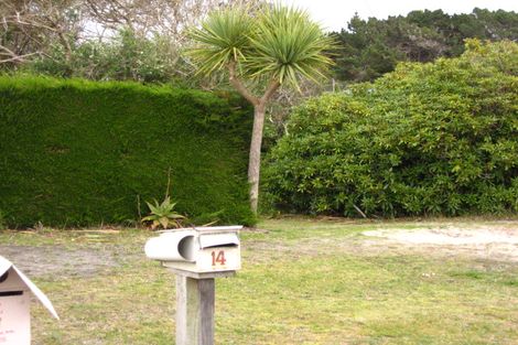 Photo of property in 14 Muri Street, Aramoana, Port Chalmers, 9082