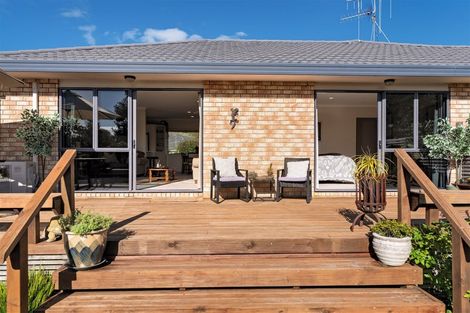 Photo of property in 6 Oteki Park Drive, Welcome Bay, Tauranga, 3112