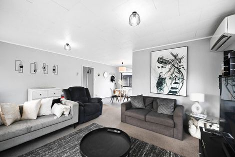 Photo of property in 18 Penney Green, Nawton, Hamilton, 3200