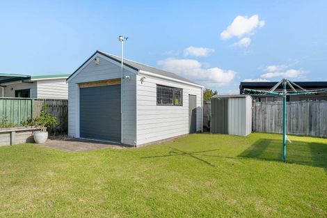 Photo of property in 205 Tamaki Road, Whangamata, 3620