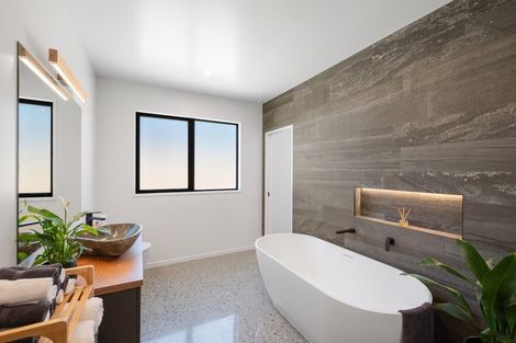 Photo of property in 121 West Meadows Drive, Wanaka, 9305