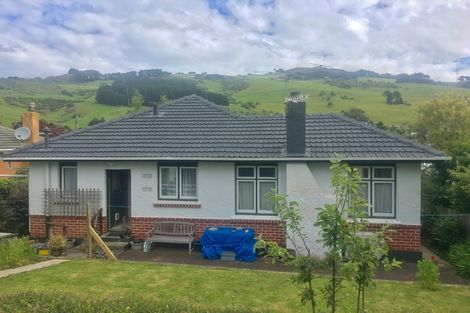 Photo of property in 3 Dickson Street, Macandrew Bay, Dunedin, 9014
