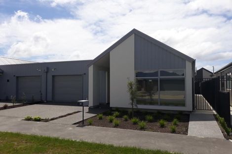 Photo of property in 62 Manakura Street, Russley, Christchurch, 8042