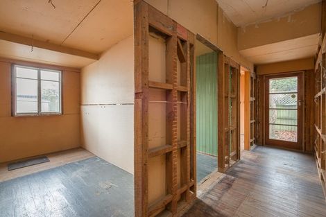 Photo of property in 21 Normans Road, Strowan, Christchurch, 8052