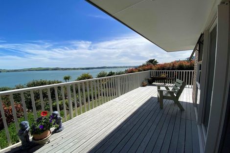 Photo of property in 16 Kotare Crescent, Pahi, Paparoa, 0571