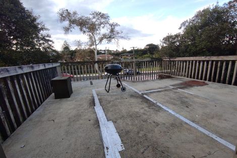 Photo of property in 69 Dundale Avenue, Blockhouse Bay, Auckland, 0600