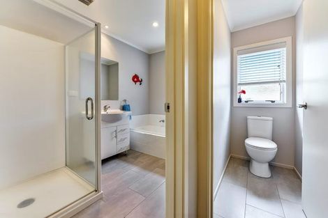 Photo of property in 23 Queens Park Crescent, Frankton, Hamilton, 3204