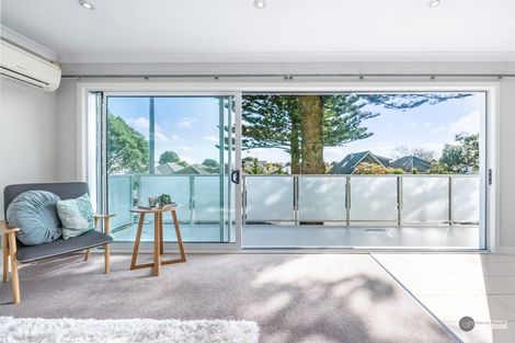 Photo of property in 225 Muritai Road, Eastbourne, Lower Hutt, 5013