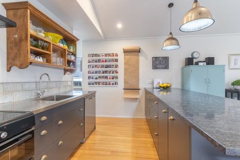 Photo of property in 9e Union Street, Winton, 9720