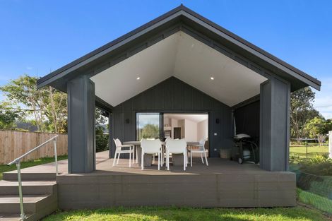 Photo of property in 10 Harbour View Road, Point Wells, Warkworth, 0986