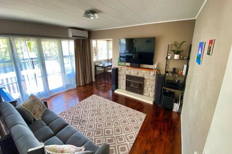 Photo of property in 25 Whitford Road, Howick, Auckland, 2014