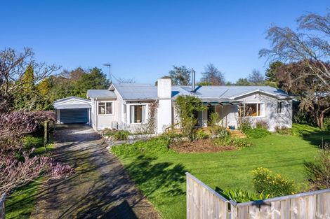 Photo of property in 11 Kenward Crescent, Featherston, 5710