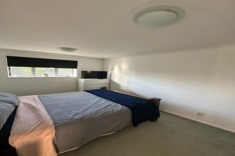Photo of property in 6 Hume Drive, Hillcrest, Auckland, 0627