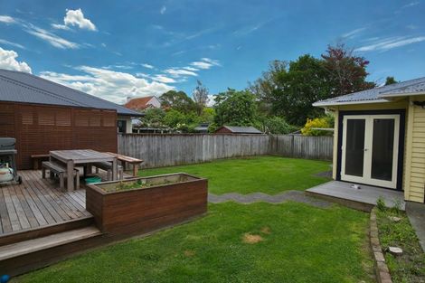 Photo of property in 15 Sherwood Street, Woburn, Lower Hutt, 5010