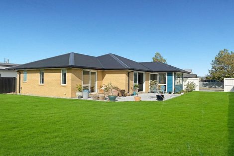 Photo of property in 4 Nga Tupuna Street, Pegasus, 7612