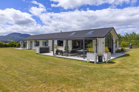 Photo of property in 73 Huka Falls Road, Rangatira Park, Taupo, 3384