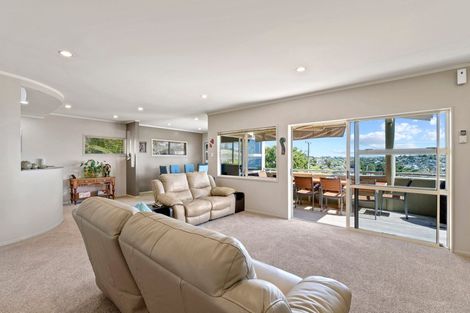 Photo of property in 7 Brightside Road, Stanmore Bay, Whangaparaoa, 0932