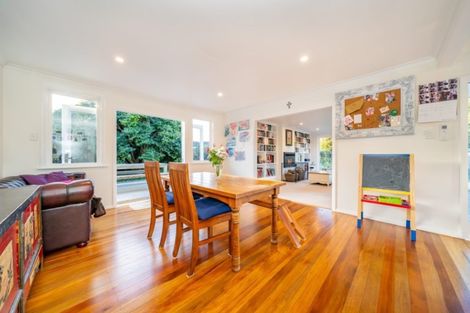 Photo of property in 27 Stephen Street, Trentham, Upper Hutt, 5018