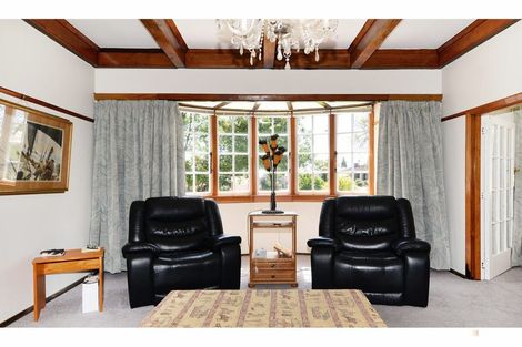 Photo of property in 17 Rhodes Street, Waimate, 7924