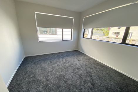 Photo of property in 1b Westall Road, New Lynn, Auckland, 0600