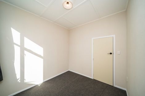 Photo of property in 84 Albion Street, Hawera, 4610