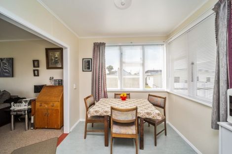 Photo of property in 83 Manawapou Road, Hawera, 4610