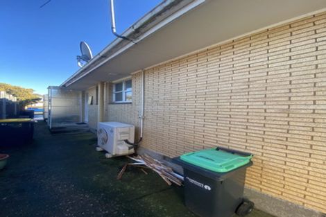 Photo of property in 2/26 Gladson Avenue, Sockburn, Christchurch, 8042