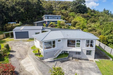 Photo of property in 43 Petrie Street, Wainuiomata, Lower Hutt, 5014