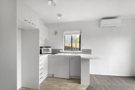 Photo of property in 124 Stapleford Crescent, Browns Bay, Auckland, 0630