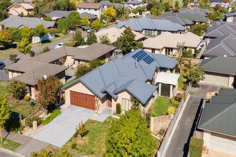 Photo of property in 19 Sovereign Gardens, Halswell, Christchurch, 8025