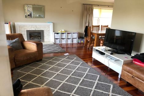Photo of property in 7 Angelo Avenue, Howick, Auckland, 2014