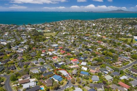 Photo of property in 7 Theodora Place, Mairangi Bay, Auckland, 0630