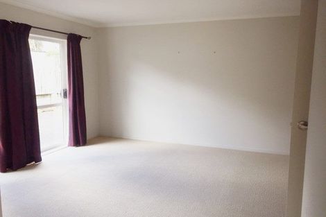 Photo of property in 7 Tsar Court, Flat Bush, Auckland, 2016