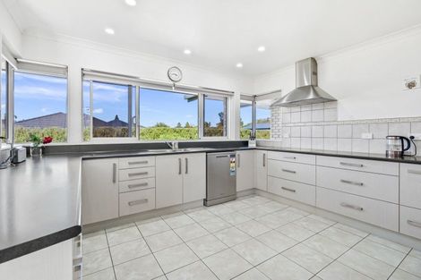 Photo of property in 2 Heritage Way, Maunu, Whangarei, 0110