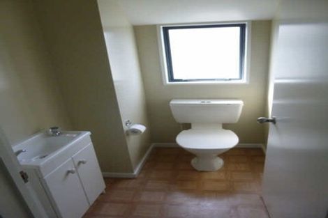 Photo of property in 70b Middlepark Road, Sockburn, Christchurch, 8042