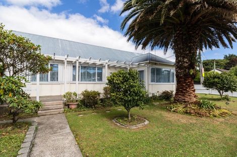 Photo of property in 124 Naenae Road, Naenae, Lower Hutt, 5011