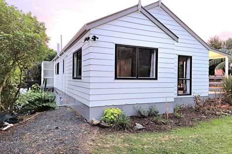 Photo of property in 23b Kennedy Grove, Stokes Valley, Lower Hutt, 5019