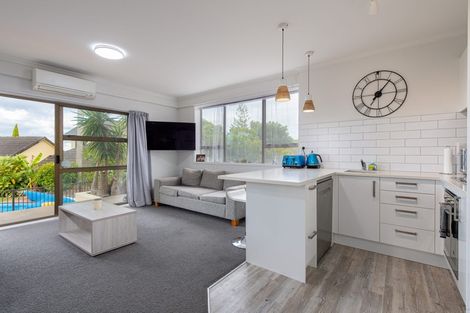 Photo of property in 14 Park Rise, Campbells Bay, Auckland, 0630