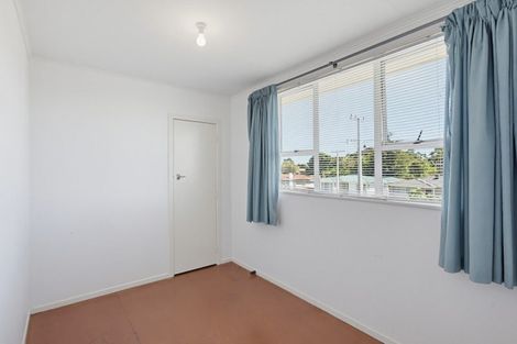Photo of property in 3 Armagh Street, Levin, 5510