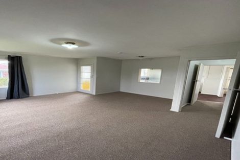 Photo of property in 10 Churchill Avenue, Manurewa, Auckland, 2102