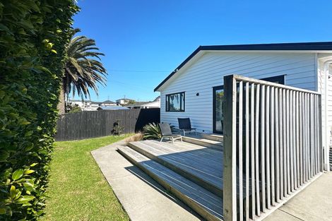 Photo of property in 97 Barrack Road, Mount Wellington, Auckland, 1060