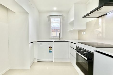 Photo of property in 49 Trimdon Street, Randwick Park, Auckland, 2105