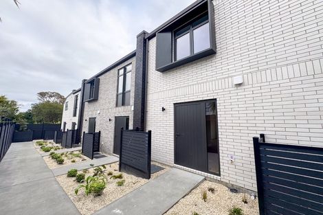 Photo of property in 6/6 James Street, Bayview, Auckland, 0629