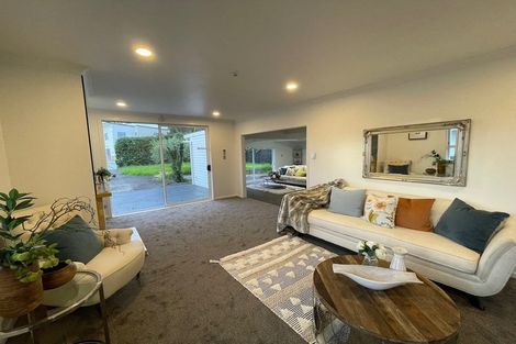 Photo of property in 49 Price Crescent, Mount Wellington, Auckland, 1060