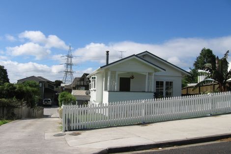 Photo of property in 51a Taunton Terrace, Blockhouse Bay, Auckland, 0600