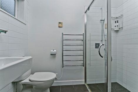 Photo of property in 62 Boord Crescent, Kumeu, 0891