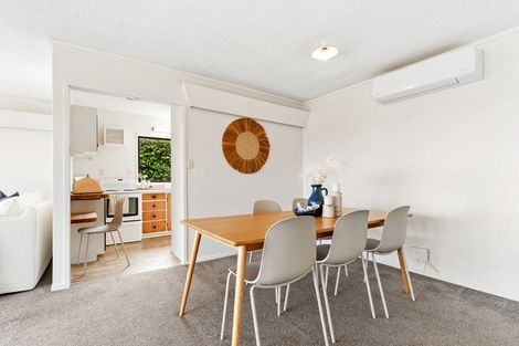 Photo of property in 19 Tindalls Bay Road, Tindalls Beach, Whangaparaoa, 0930