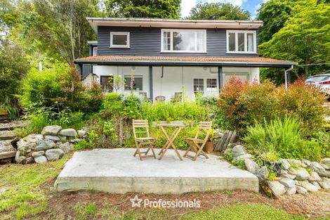 Photo of property in 43 Wyndham Road, Pinehaven, Upper Hutt, 5019